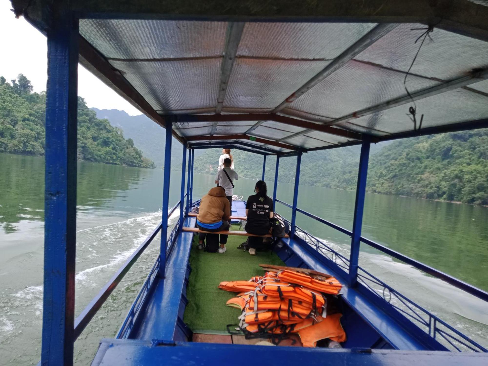 Tran Xuan Homestay Ba Be المظهر الخارجي الصورة